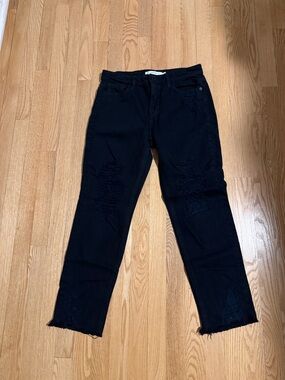 Women’s Straight Leg Distressed Jeans - Black